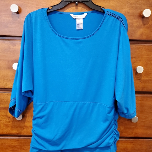 Dolman sleeve tops - Picture 1 of 3